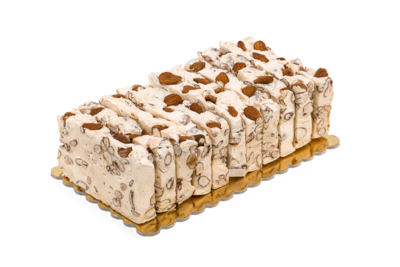 Fette di torrone tenero alla mandorla